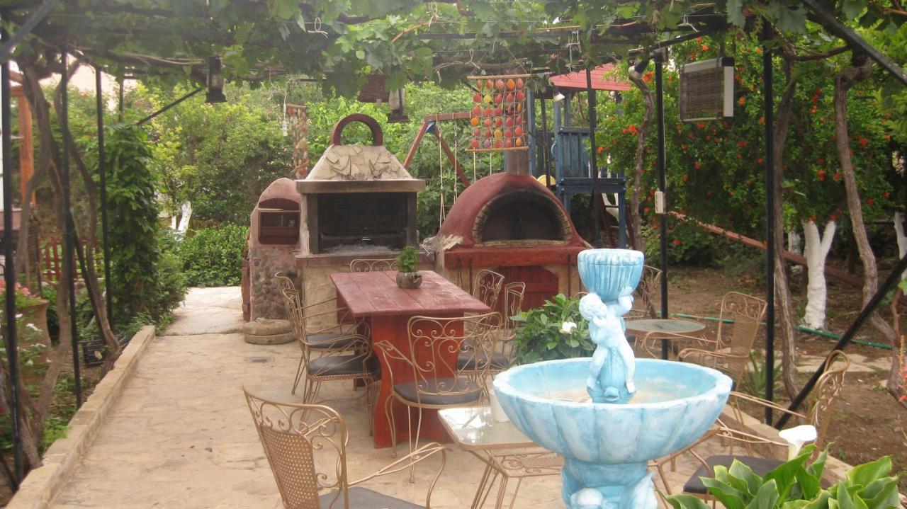 Theodora Aparthotel Makriyialos Bagian luar foto